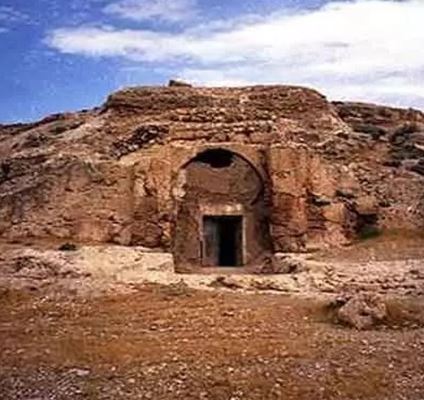 Kuil Api Azarju, bukti pentingnya kota kuno Darabgerd