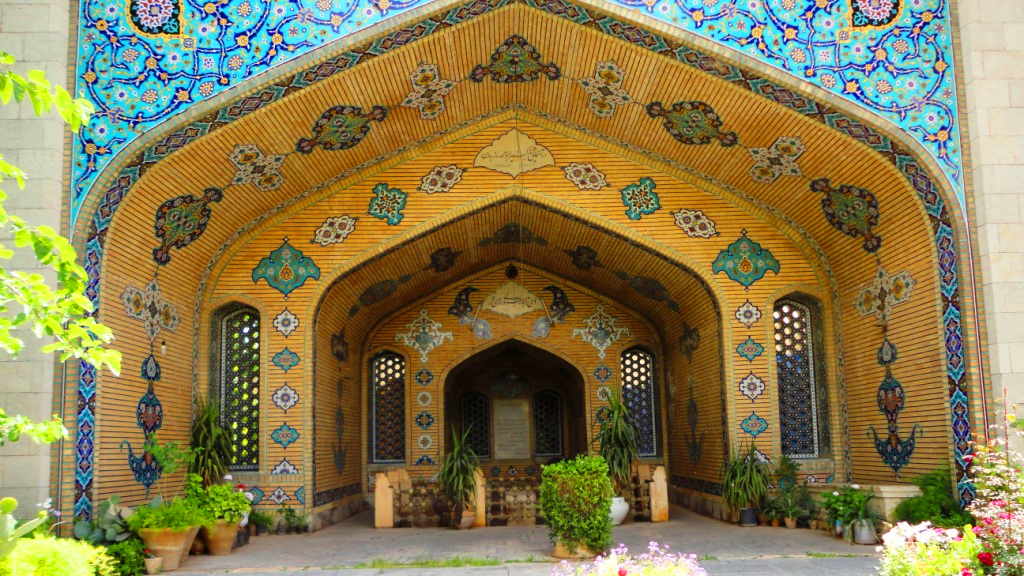 Makam Syekh Ruzbehan, Mausoleum Seorang Mistikus Ilmuwan