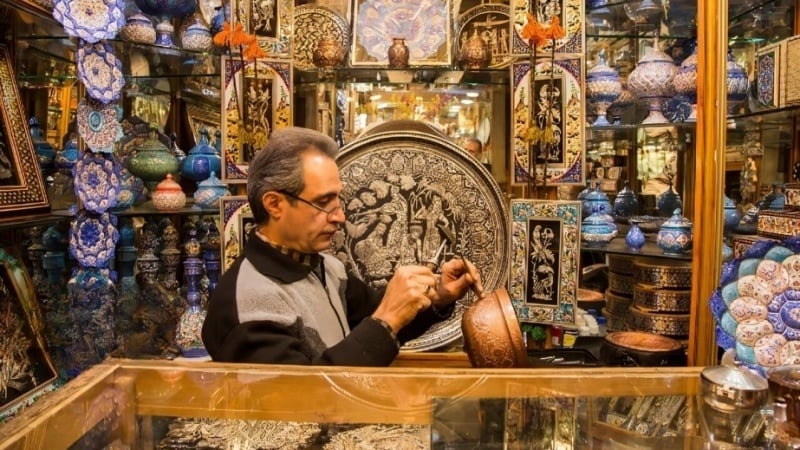 Kota Iran Mana yang Terdaftar pada Kota Kerajinan Dunia?